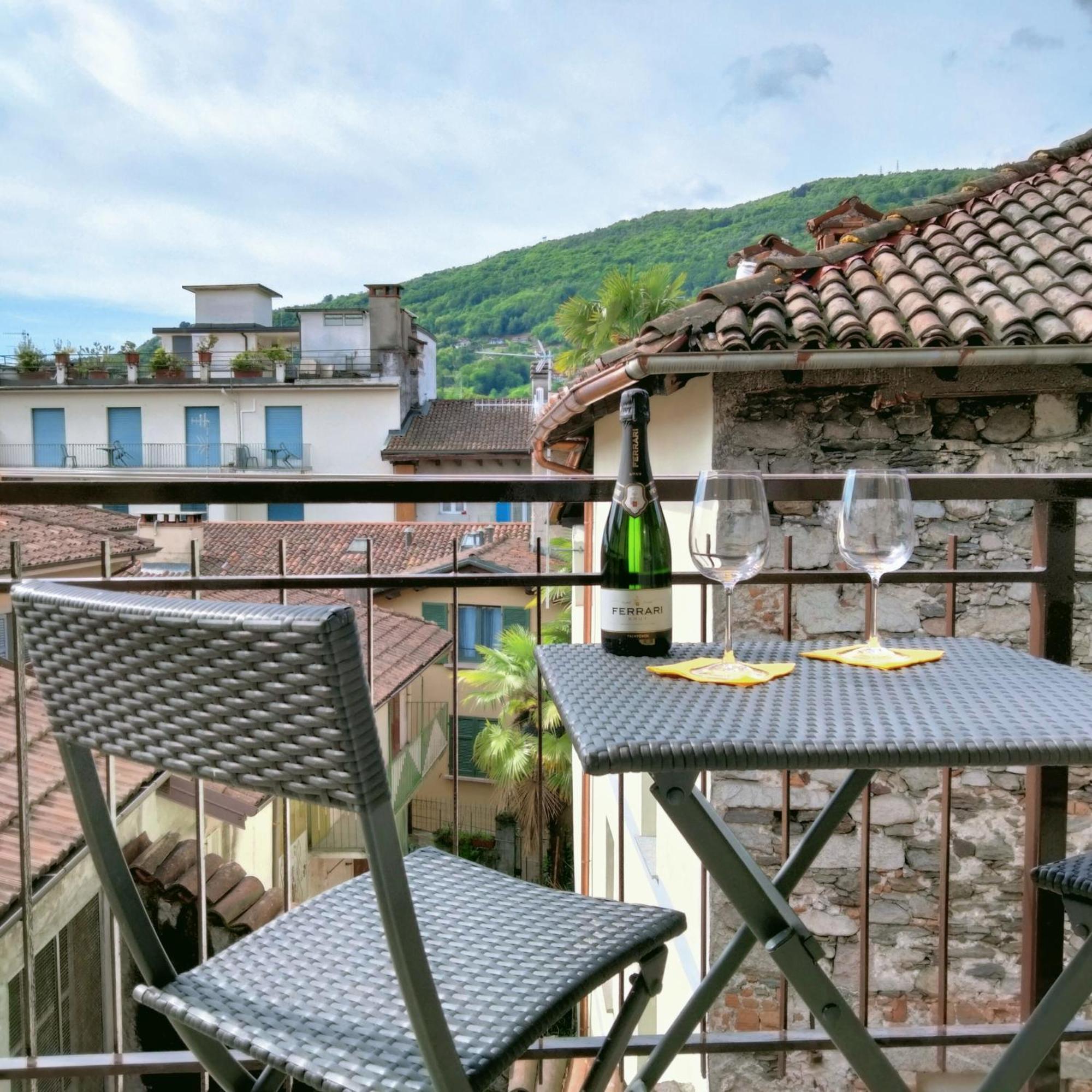 Ferienwohnung Doba House Baveno Exterior foto